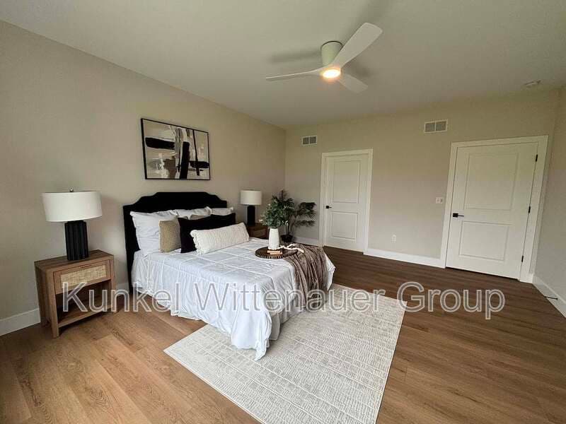 O'Fallon House: 641 Ambrose Drive