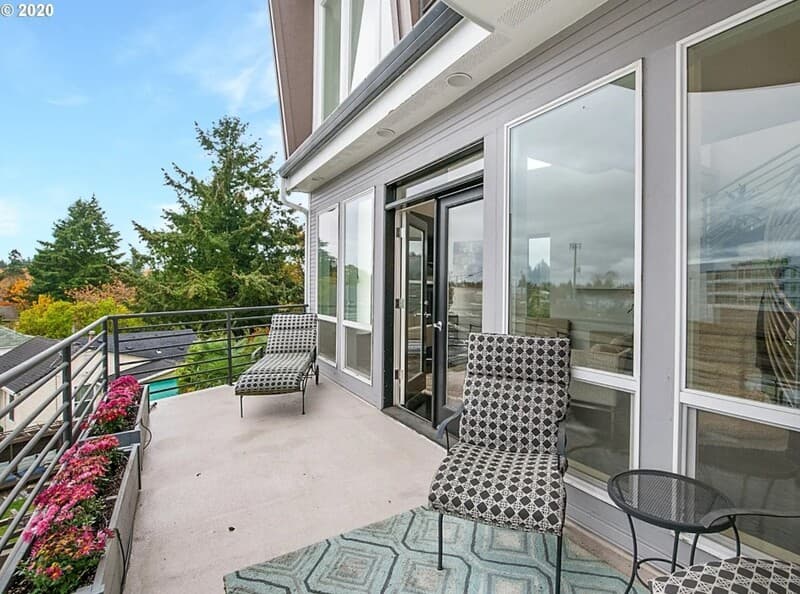 Portland House: 6020 Northeast Willow Street
