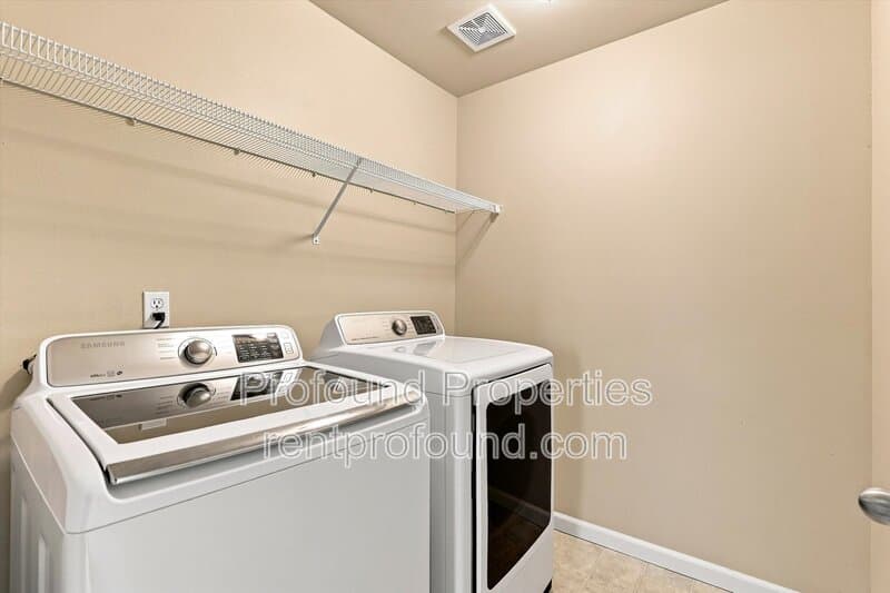 Beaverton House: 12685 SW 158th Terrace