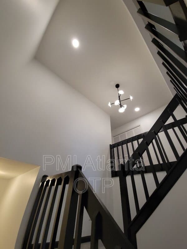 Marietta House: 1782 Millview Dr