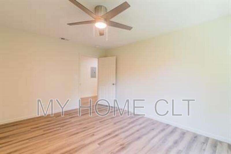 Shelby Condo: 506 East Marion Street