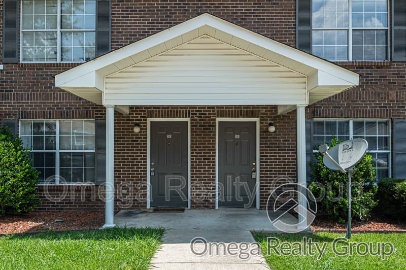 Columbiana Condo: 100 Egg And Butter Rd