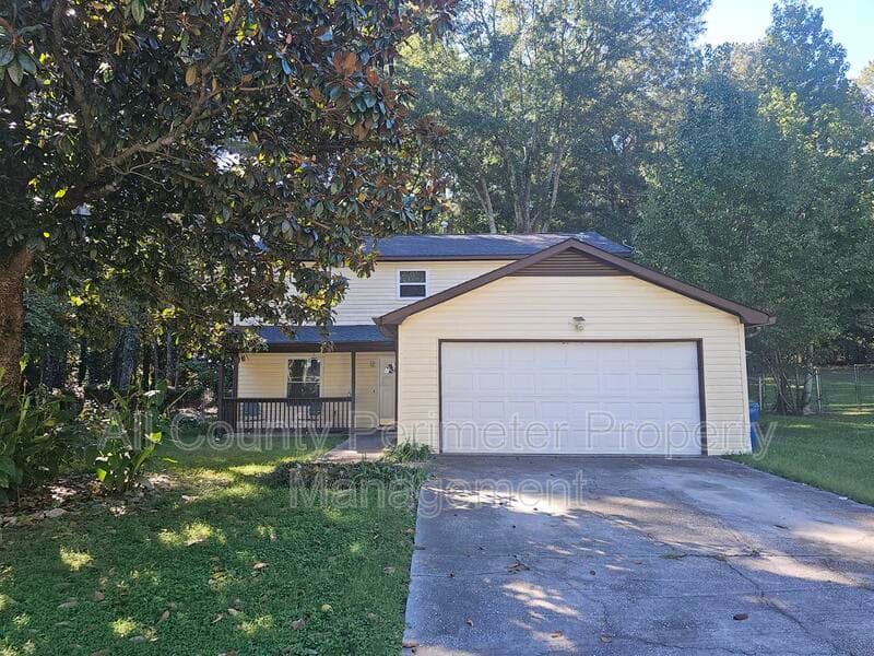 College Park House: 6255 Beaver Creek Trail
