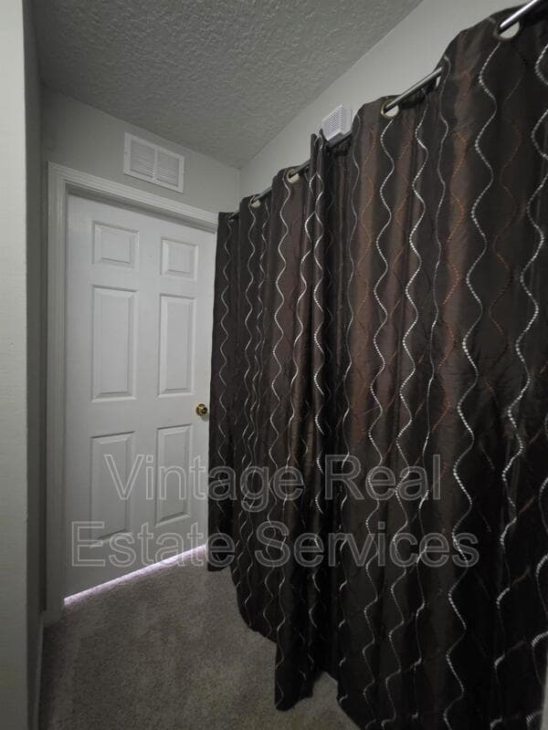 Valrico House: 3342 Spy Tower Ct