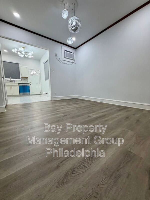 Philadelphia House: 2248 S Beechwood St