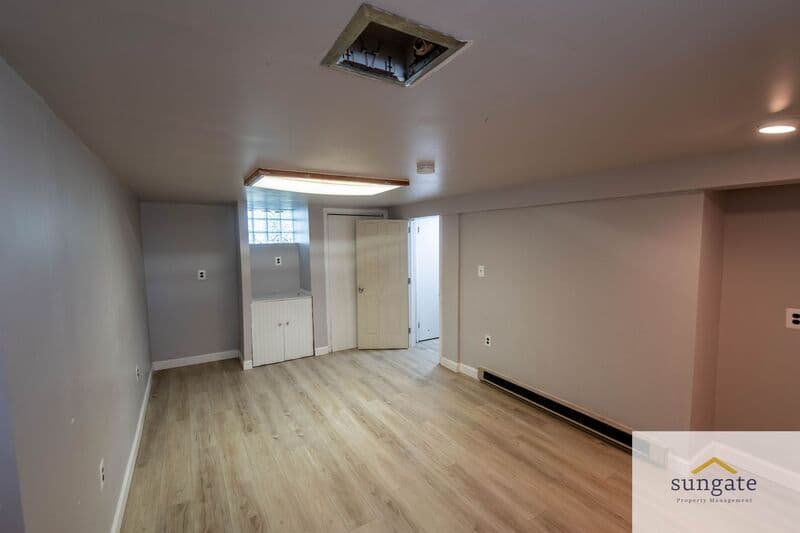 Baltimore House: 7023 Concord Rd
