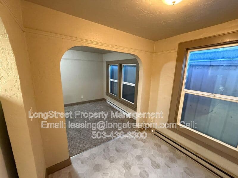 Albany Condo: 417 SE Lyon St