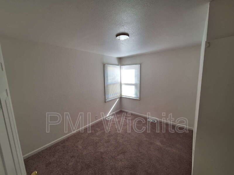Wichita Condo: 2329 S Belmont St