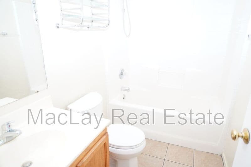 San Tan Valley House: 983 E Denim Trail