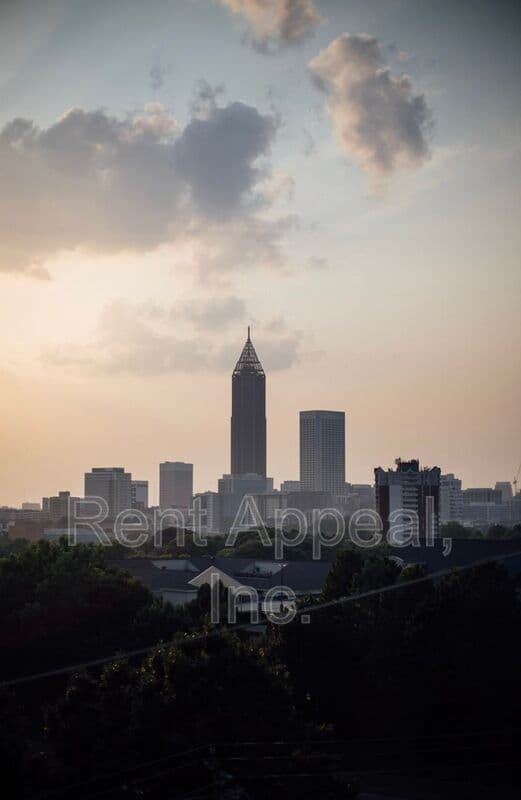 Atlanta House: 480 John Wesley Dobbs AVE NE