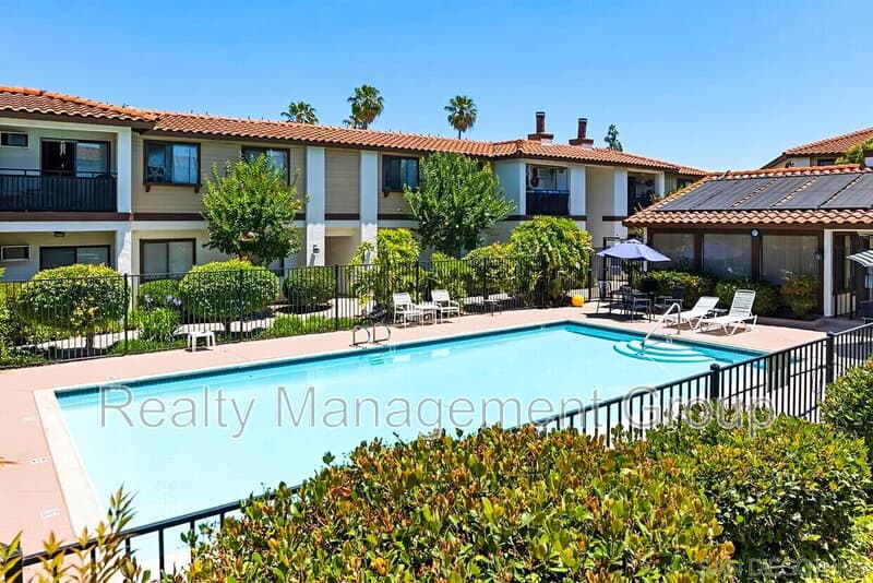 El Cajon Condo: 1013 Sunshine Ave