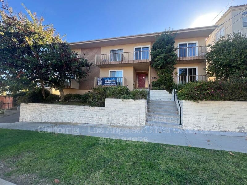 Redondo Beach Condo: 505 North Irena Avenue