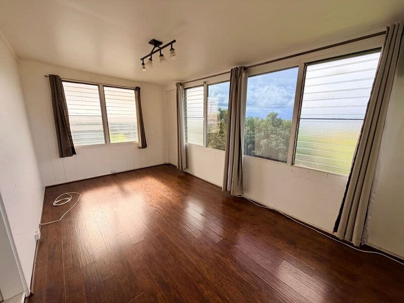 Kapolei House: 92-708 Makakilo Dr.
