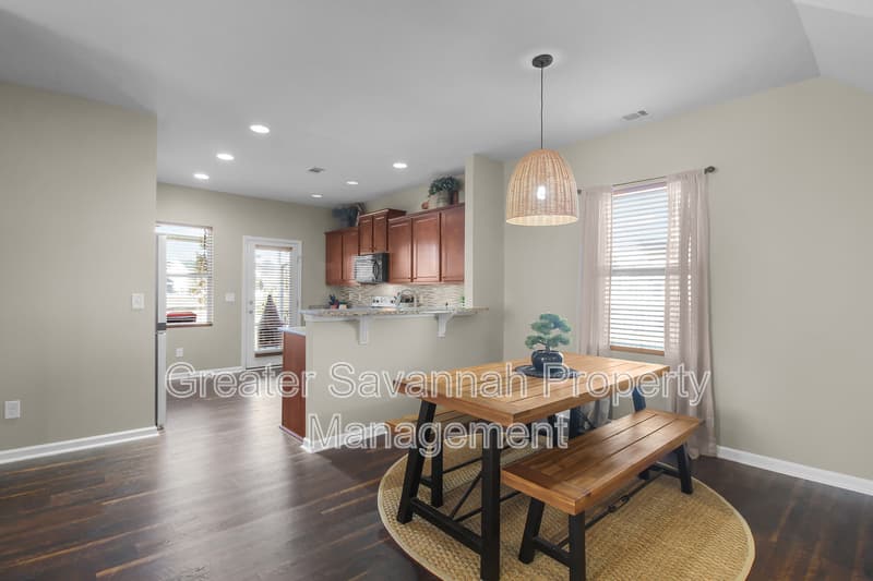 Pooler House: 153 Hamilton Grove Drive