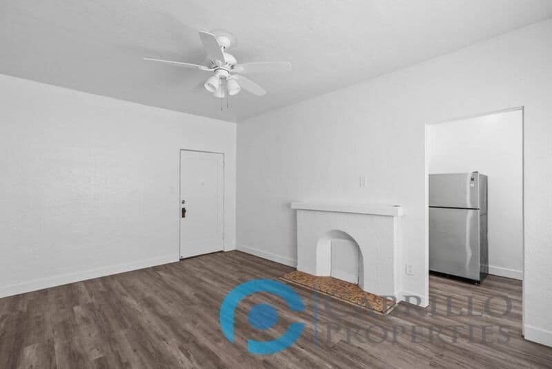 San Diego Condo: 3939 7th Ave