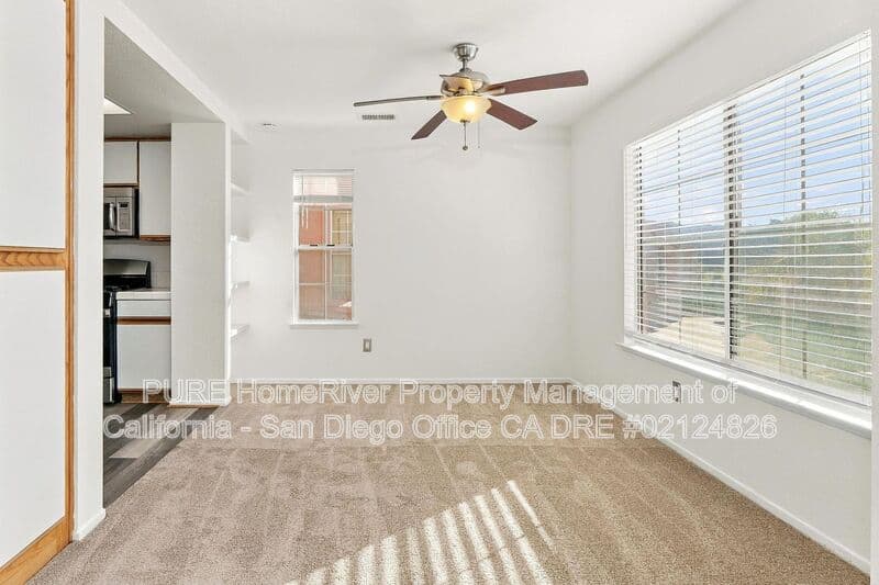 El Cajon House: 12090 Calle de Montana