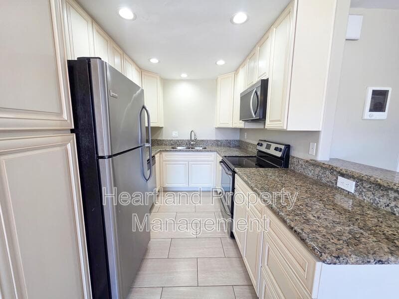 La Mesa Condo: 4879 Parks Ave