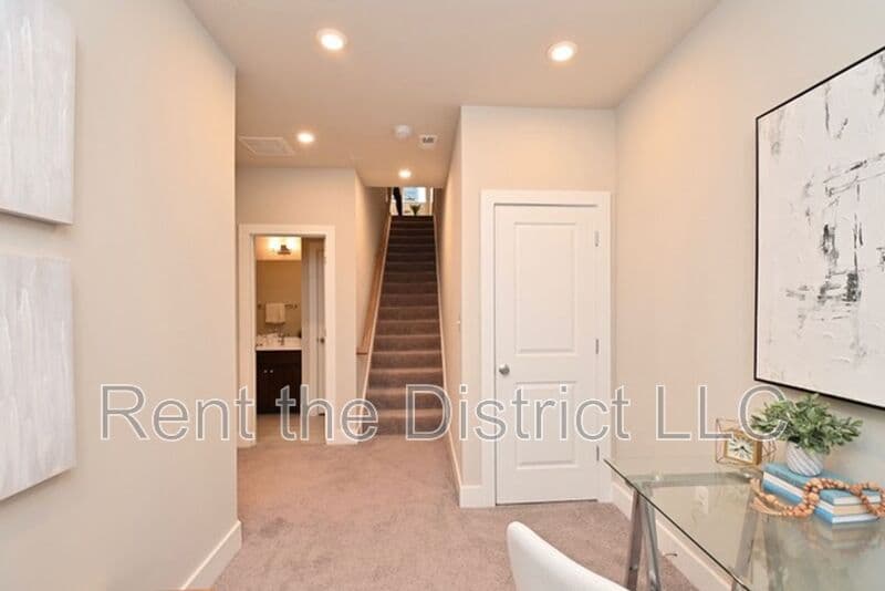 Washington Townhome: 7201 Georgia Avenue NW