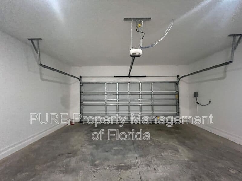 Ocala House: 4510 NW 14th Loop