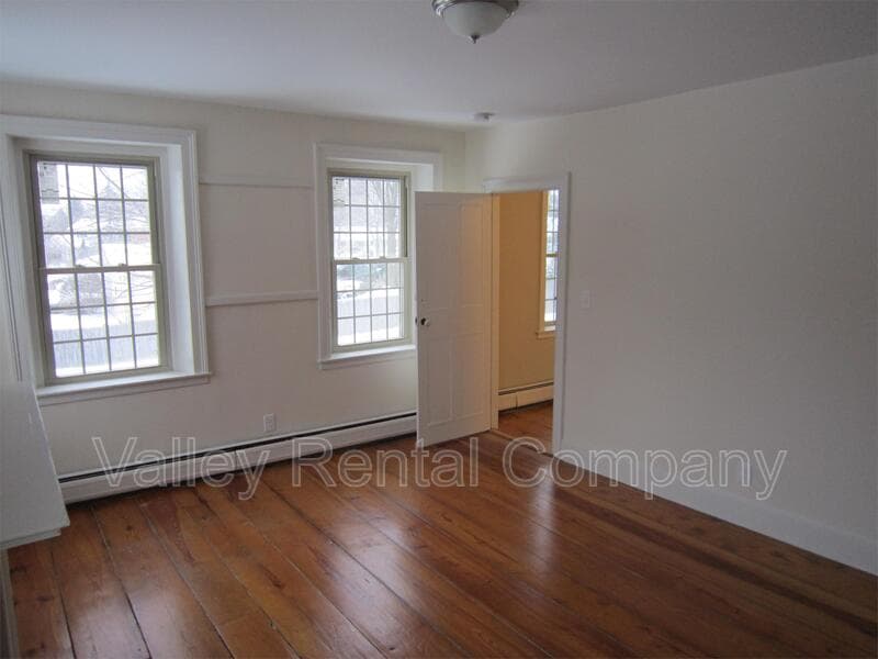 Hadley Condo: 117 Mt. Warner Road - 1