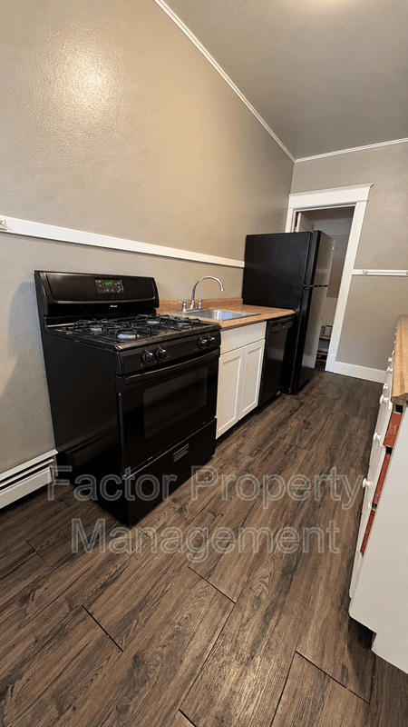 Mankato House: 118 Parsons St