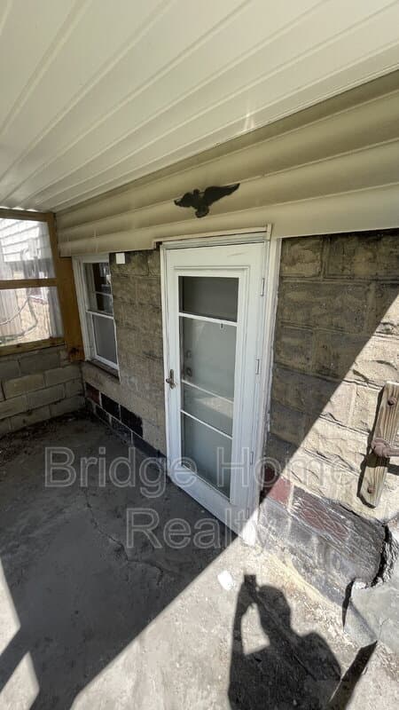 Sharon Condo: 239 Ormond Avenue