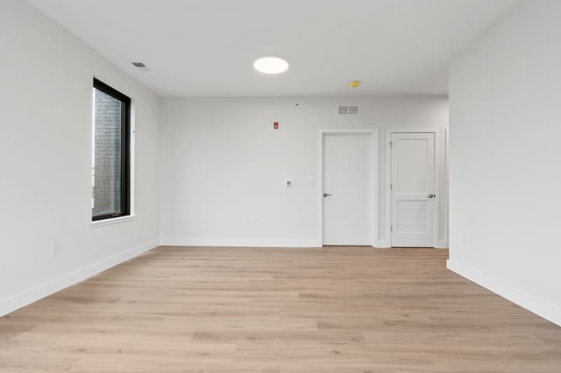 Orange Condo: 407 Highland Avenue - 310