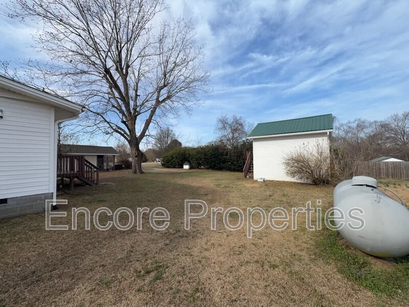 Willow Spring House: 1500 Money Penny Ct