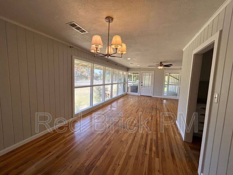 Merced House: 1101 E North Bear Creek Dr.