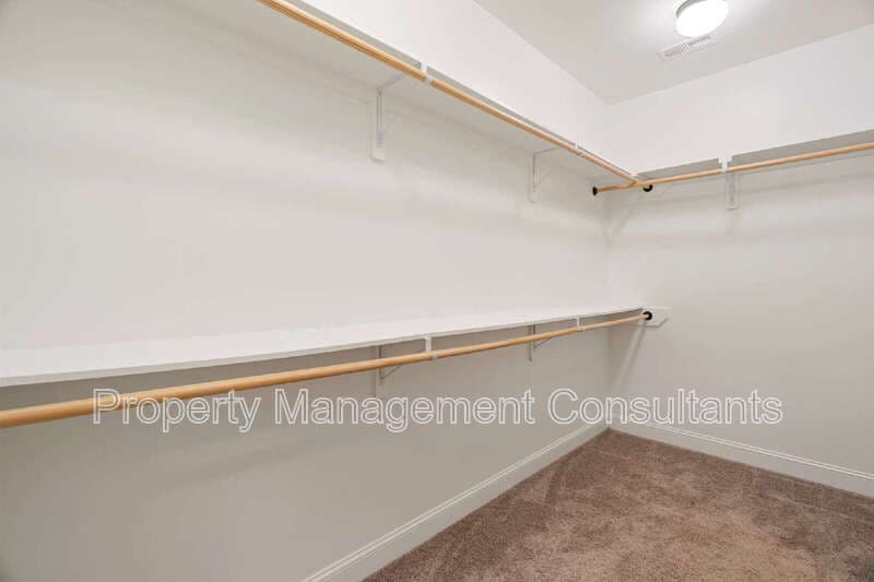 Athens House: 27290 Dieken Dr