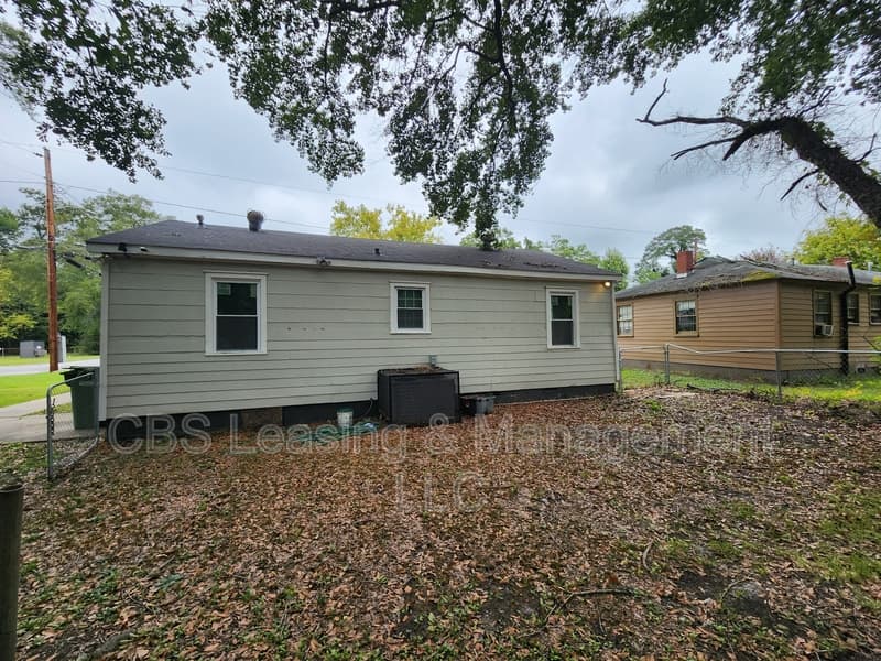 Columbus House: 2502 Heard Street