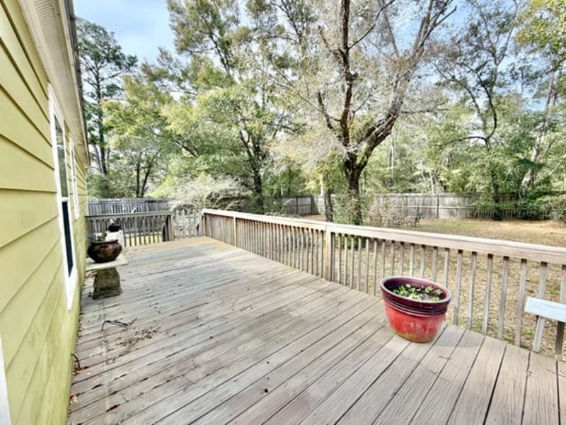 Freeport House: 161 Caswell Branch Road