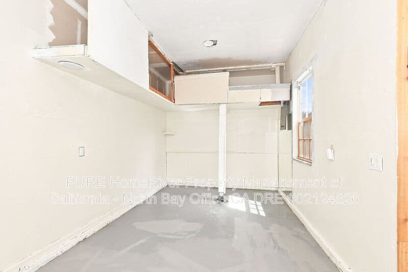Santa Rosa House: 2360 Battersea St