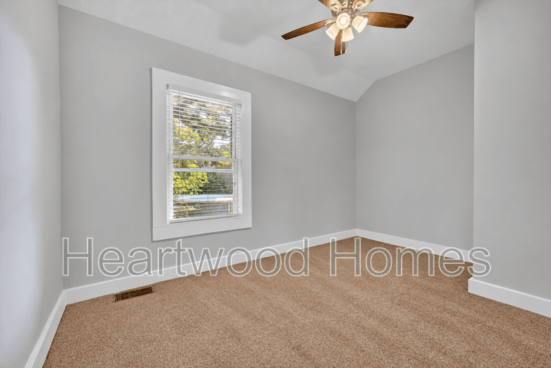 Columbia Condo: 119 Church Street