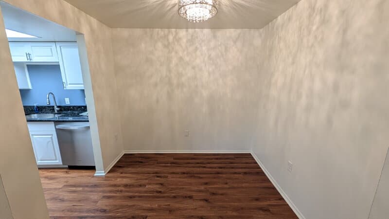 Sanford Condo: 700 E Airport Blvd
