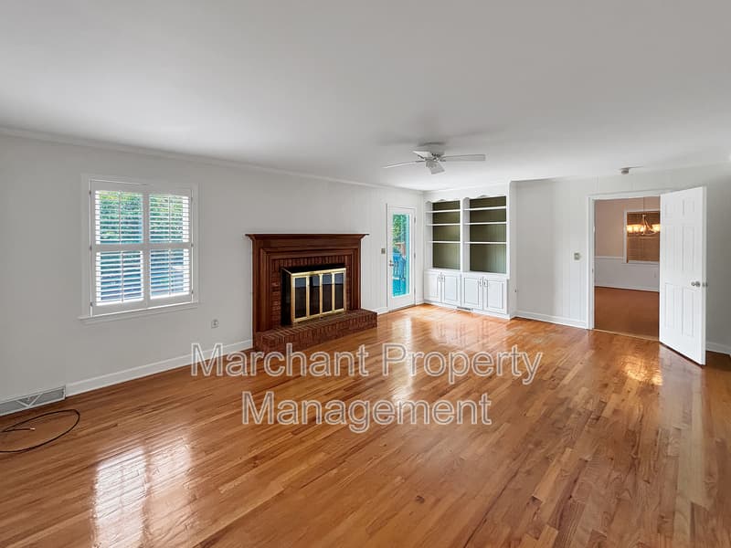 Greer House: 512 Devenger Road