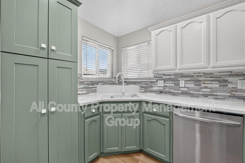 Fort Worth House: 8205 Mule Deer Run