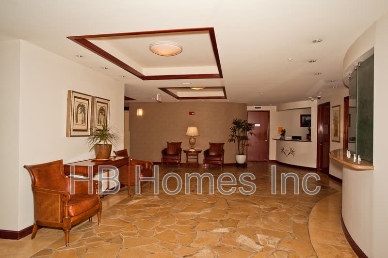 Honolulu Condo: 343 Hobron Lane 1605 - 1