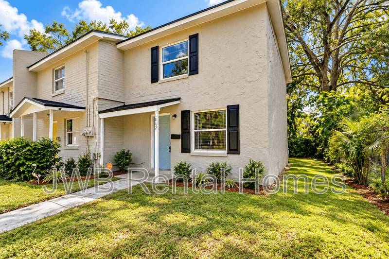 Jacksonville Townhome: 1842 Broadway Ave