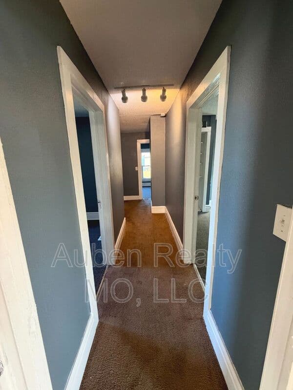 Kansas City House: 2600 Euclid Ave