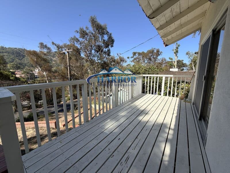 Palos Verdes Estates House: 2512 Via Anita
