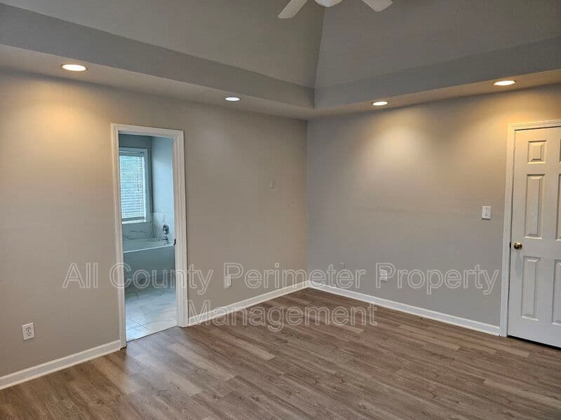 McDonough House: 704 White Dove Drive