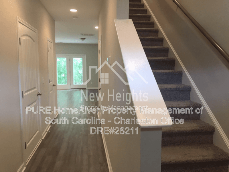 Goose Creek House: 160 Buchanan Cir
