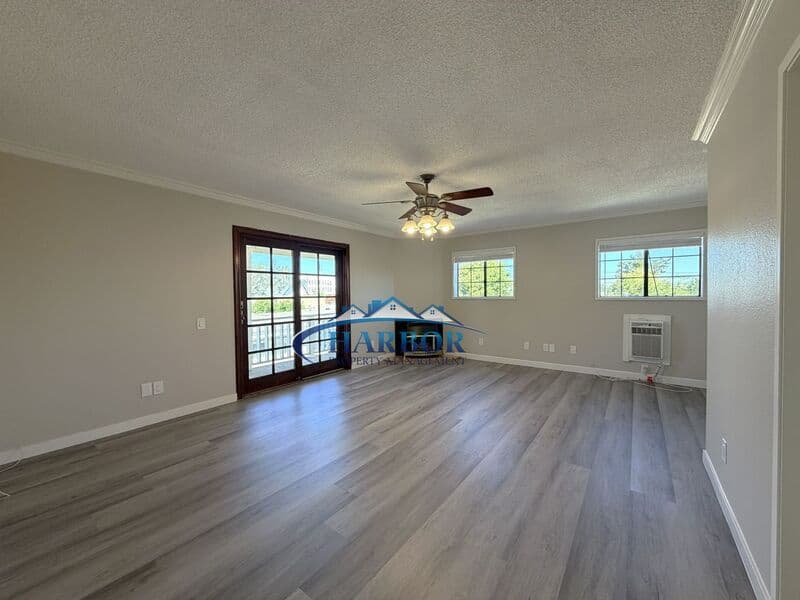 Lomita House: 1839 West 256th Street