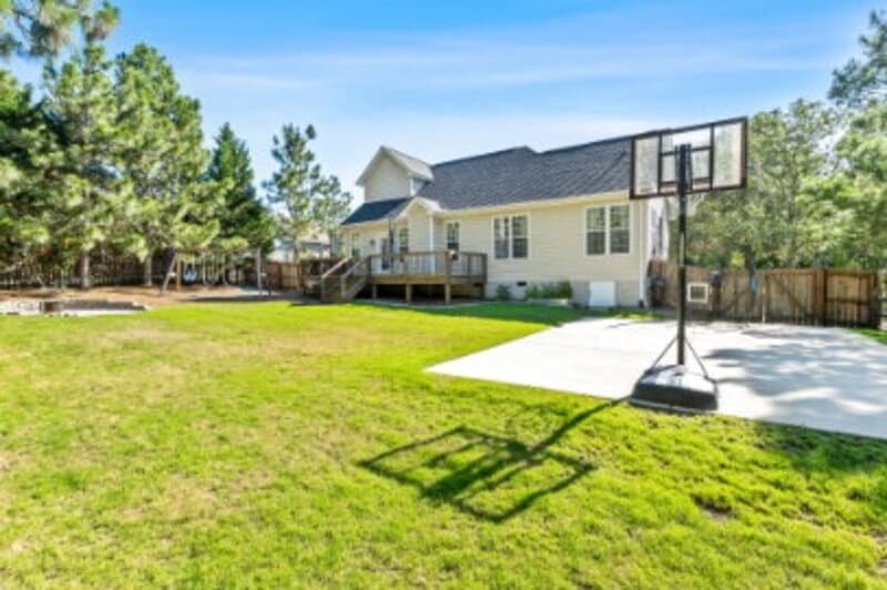 Pinehurst House: 190 Diamondhead Drive South