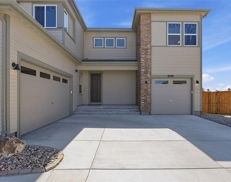 Castle Pines House: 6358 Rockingham Court