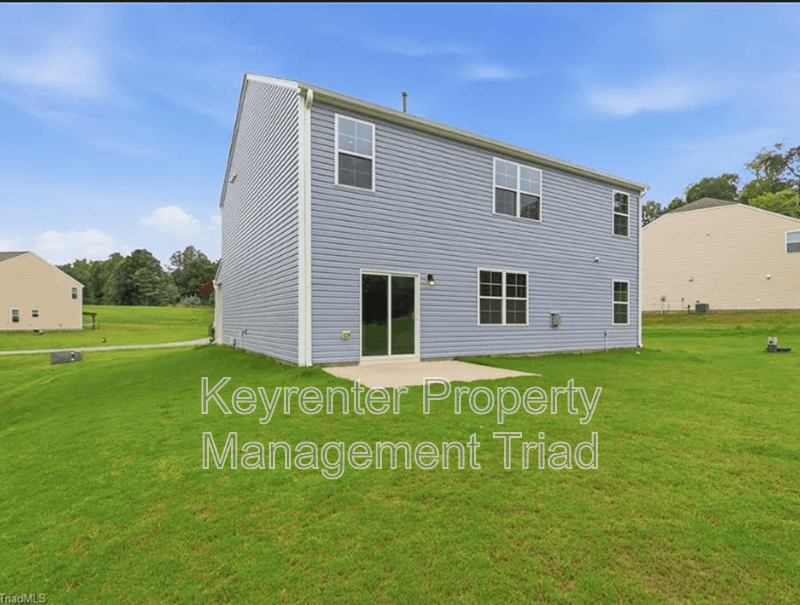 Greensboro House: 7448 Buckpasser Dr