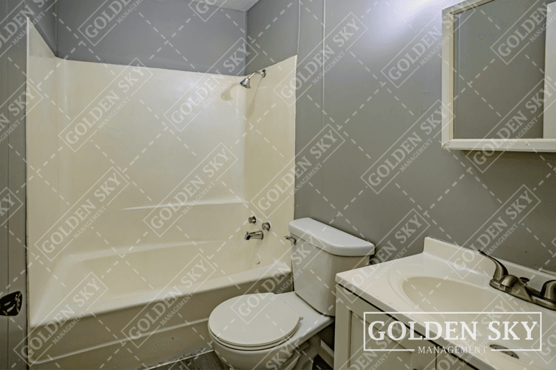 Muncie Condo: 111 South Keystone Circle - 111