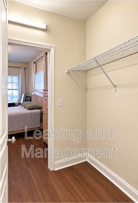 Mount Pleasant Condo: 1807 Basildon Road