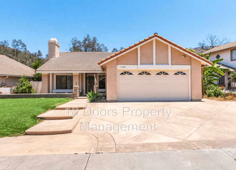 San Diego House: 11485 Spitfire Road